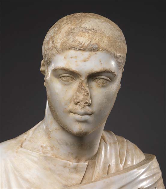 The death of Severus Alexander, seen here in a marble bust from circa 230 to 235 AD, brought the downfall of the Severan Dynasty. (Public domain)