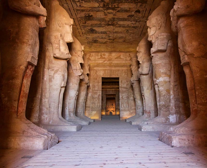 Gran salón de columnas, Templo de Ramsés II, Abu Simbel