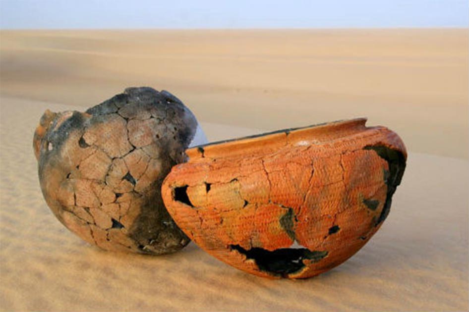 6,000-year-old prehistoric pottery from the Sahara Desert, which was subjected to the new dating technique. Source: Emmanuelle Casanova et al. / University of Bristol / Nature