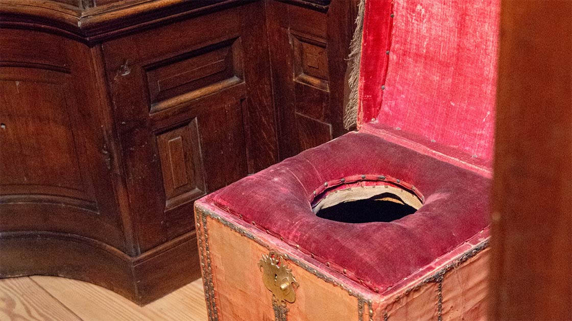 Groom of the Stool: Was The King’s Toilet Guy The Worst Job Ever