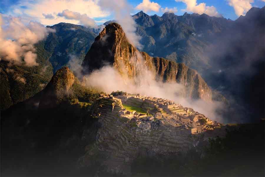 Experts are reassessing the age of the Peruvian ruins at Machu Picchu. Source: alexpermyakov / Adobe Stock 