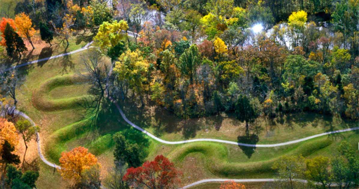Great Serpent Mound Is Largest Earthen Effigy Serpent-mound-Ohio