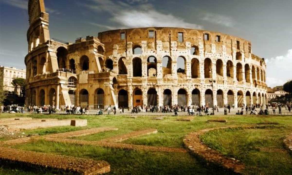 ancient roman colosseum games