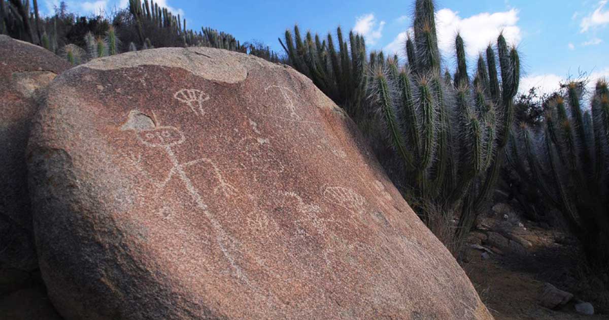 Petroglifos extraterrestres del Valle del Encanto, Chile