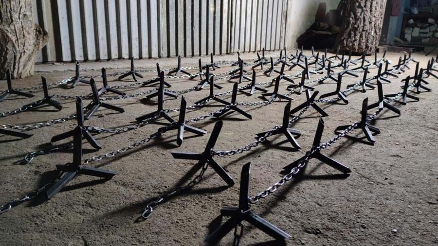 Medieval Caltrop Defense Weapon Coming to the Aid of Ukrainian