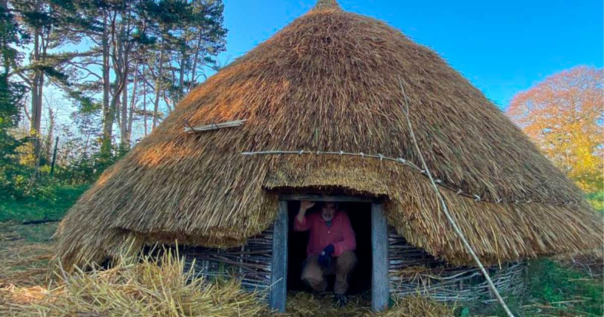 19 Celtic house ideas  celtic, stone age, round house