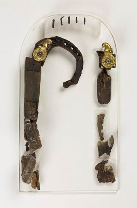 Los fragmentos de una lira de madera de arce del sitio de Sutton Hoo. (© Los Fideicomisarios del Museo Británico / CC BY-NC-SA 4.0)