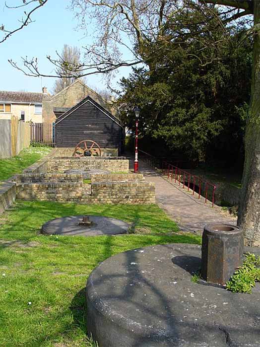 Molino de pólvora restaurado en Faversham (CC BY-SA 2.0)