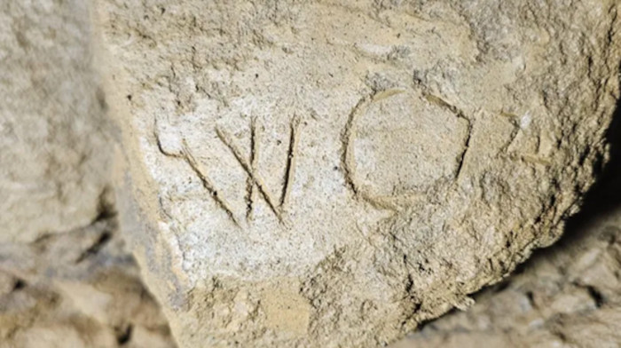 One of the engravings found in the tunnels