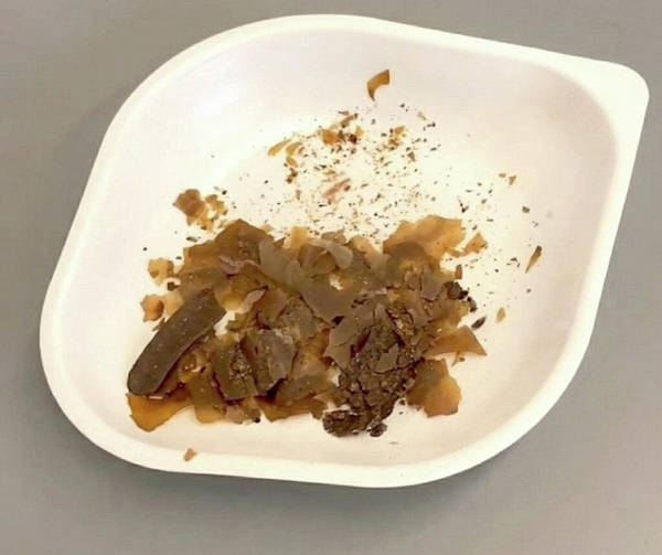 The sample obtained from the unguentarium