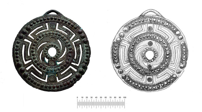 Bronze Solar disc photo and design drawing.