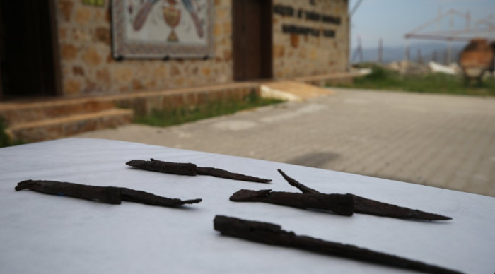 The four iron knives after laboratory restoration 