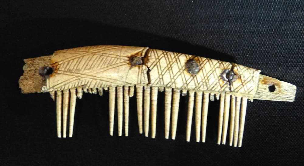 Viking Age comb made of reindeer antler, from Uppåkra, Sweden (c. 700–1000 AD), now held at Lunds universitets historiska museum. Antler combs like this were among the most traded commodities in pre-Viking Scandinavia.