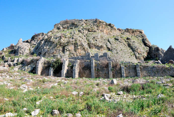 Renowned Roman Philanthropist’s Tomb Discovered in Ancient Sillyon Renowned Roman Philanthropist’s Tomb Discovered in Ancient Sillyon