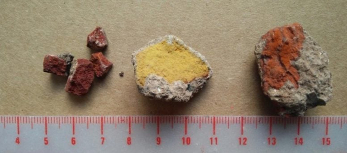 Samples of ochre use on rocks.