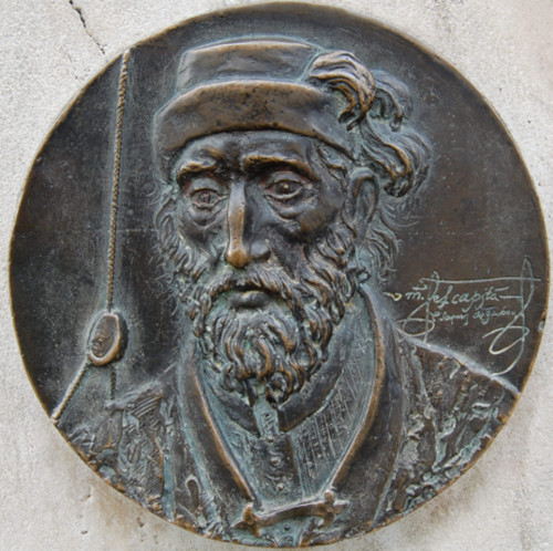 Bronze relief portrait of Pedro Sarmiento de Gamboa