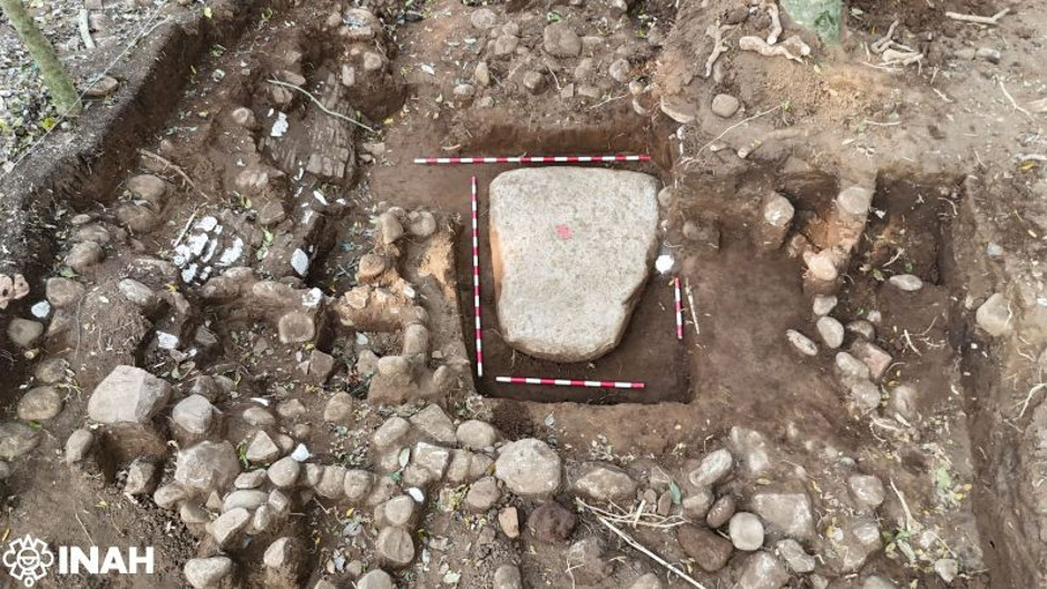 Appearance of the stela at the site of its discovery.