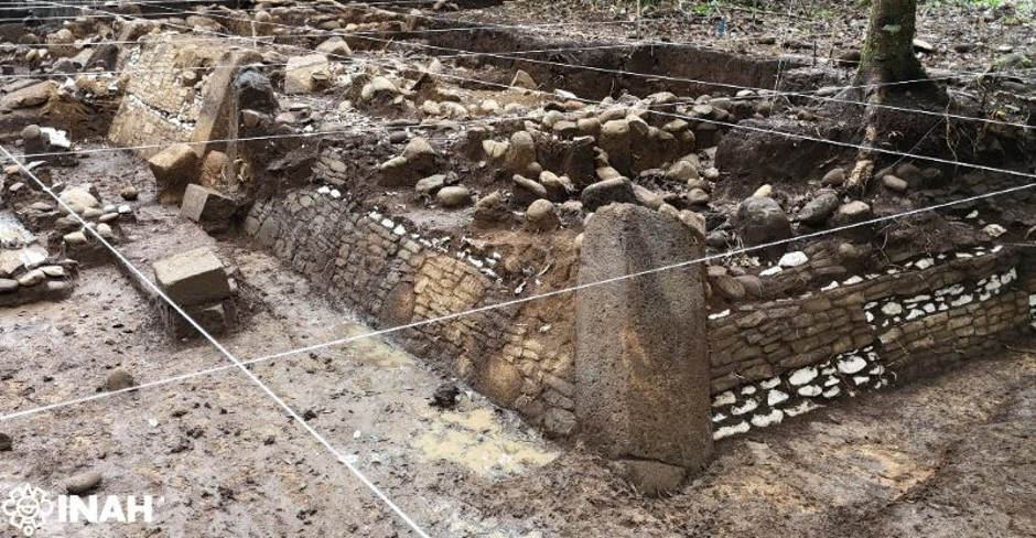 The flanks of the platform have circular stones.
