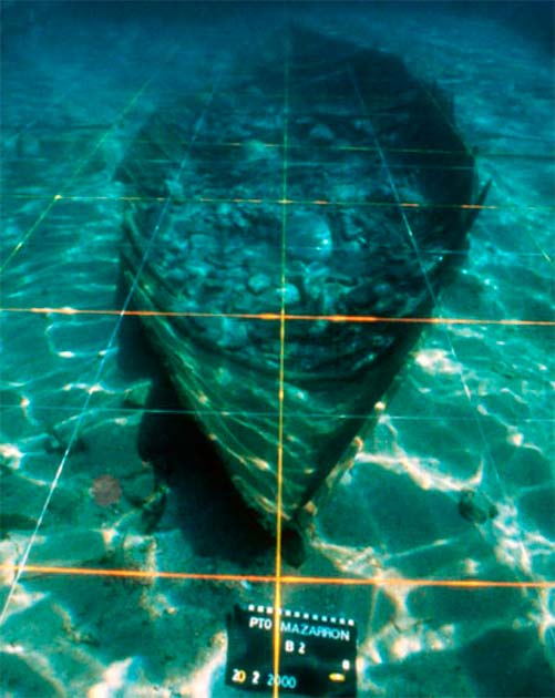 By mapping the Phoenician ship, archaeologists have been able to come up with a plan to save it. (Ministerio de Cultura y Deporte)