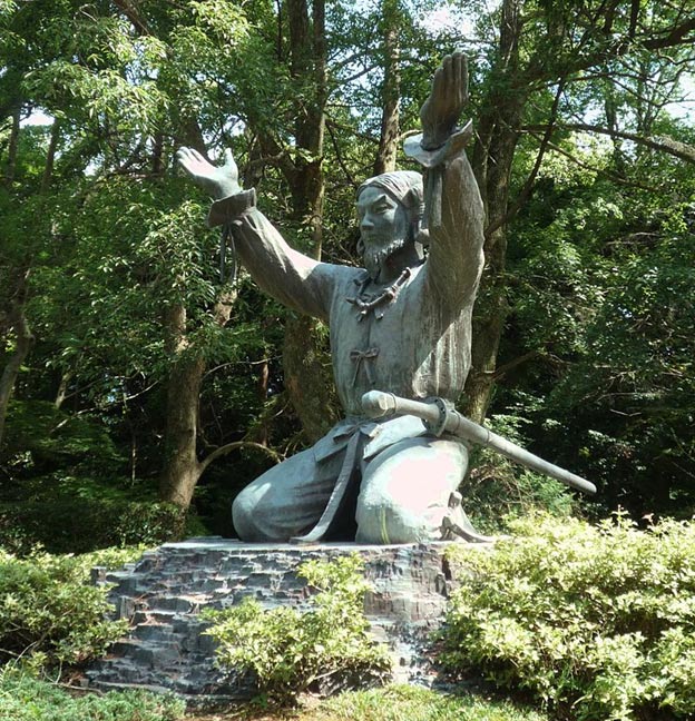 Bronze statue of ?kuninushi in Japan.