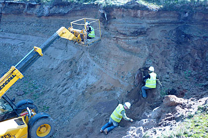 Recovery of the burial cists