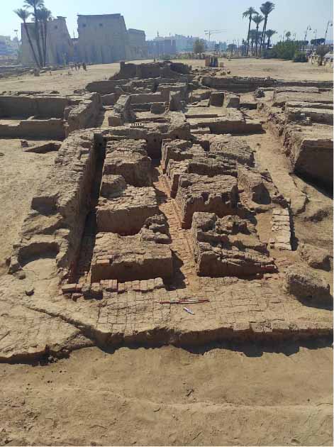 La ciudad residencial recién descubierta cerca del Templo de Luxor: Crédito: Ministerio de Turismo y Antigüedades