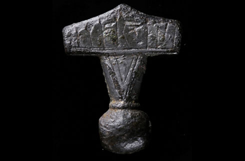 Image of Viking Mjolnir hammer pendant artefact