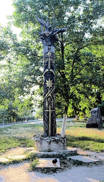 Wooden statue of Perun in Kiev, Ukraine, erected in 2009, destroyed in 2012 by unknowns.