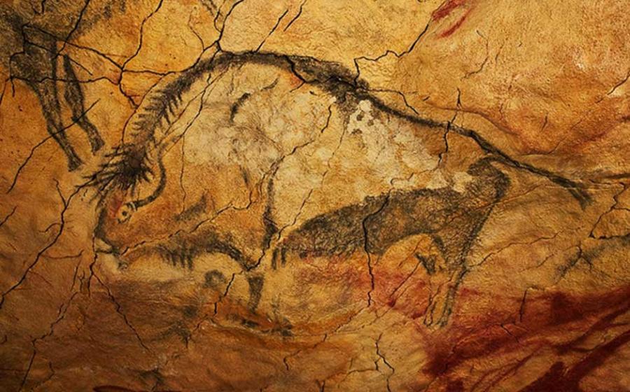 Bison from Magdalenian occupation of Altamira Cave. In black charcoal, c. 16500 – 14000 years ago.
