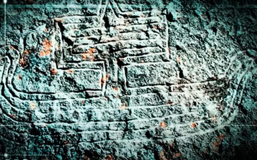 Lake Superior glyphs. Source: YouTube Screenshot / America Unearthed