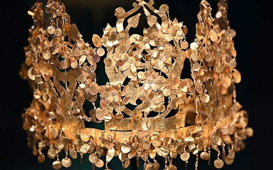 Bactrian gold crown, an archaeological treasure of Afghanistan