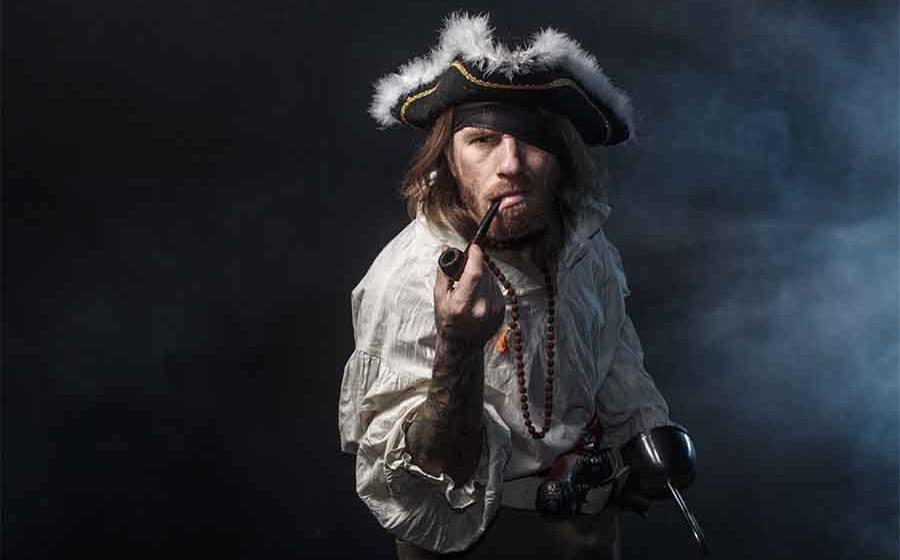 Benjamin Hornigold and the Republic of Pirates