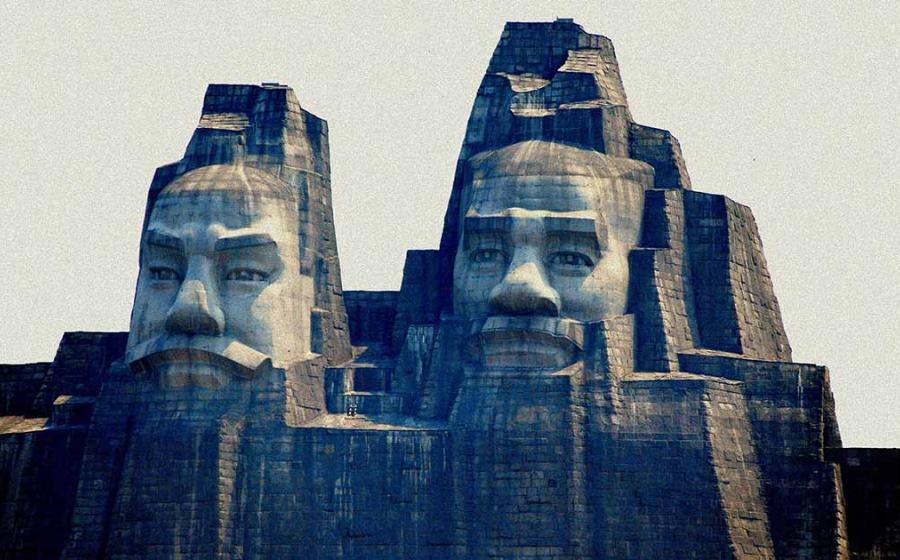 Stone Figures of Yandi and Huangdi, Yellow River Scenic Area, Zhengzhou, China. Source: Public domain