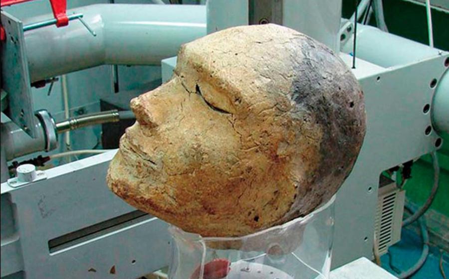 The death mask found in Shestakovsky burial mound No 6.	Source: Vyacheslav Porosev, Instutute of Nuclear Physics, SB RAS