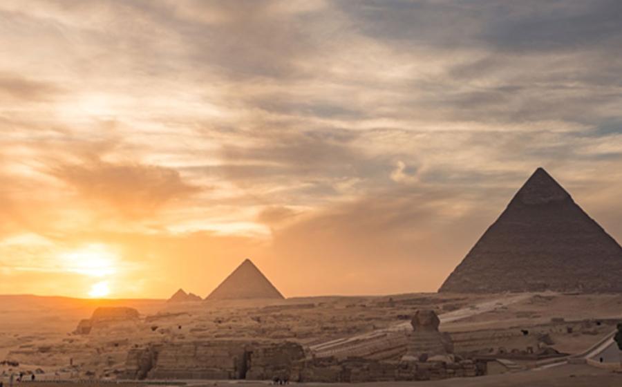 Giza pyramids where the Dixon relics were discovered. Source: kanuman / Adobe.