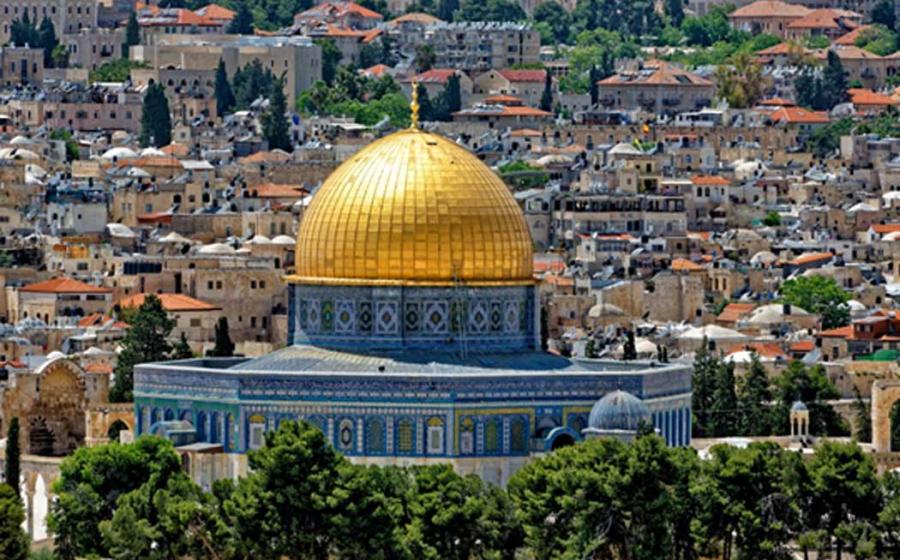 The Dome of the Rock glistens in Jerusalem’s cityscape. 