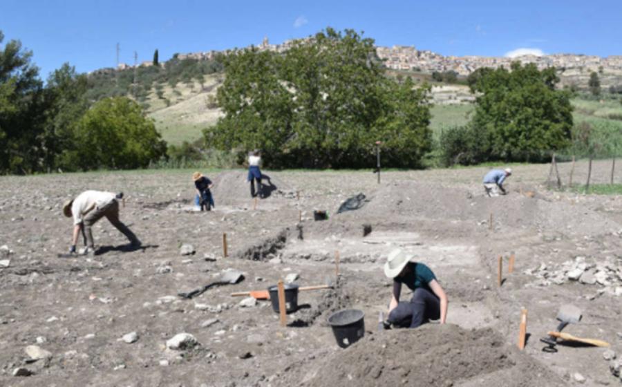 Archaeological excavations that unearthed Roman domus near Vizzini, Sicily.