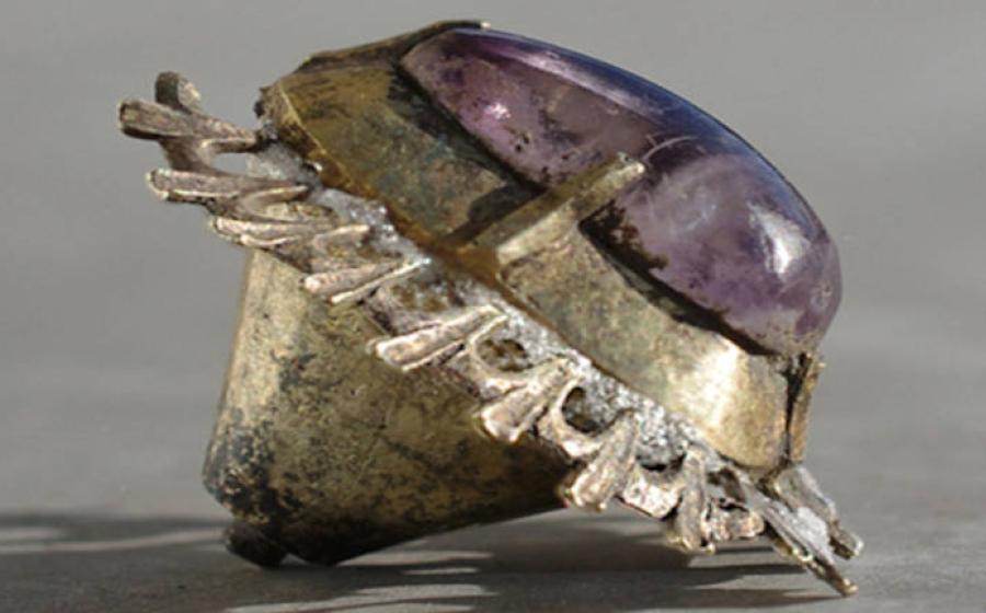 Silver-gilt amethyst setting discovered in the moat of medieval Castle Kolno.