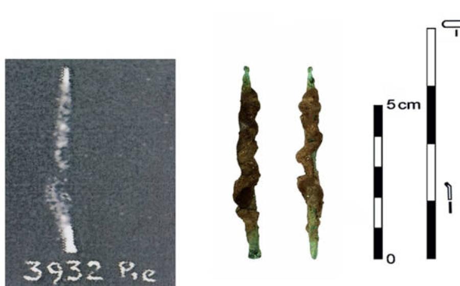 Original photograph of the artifact published in 1927.