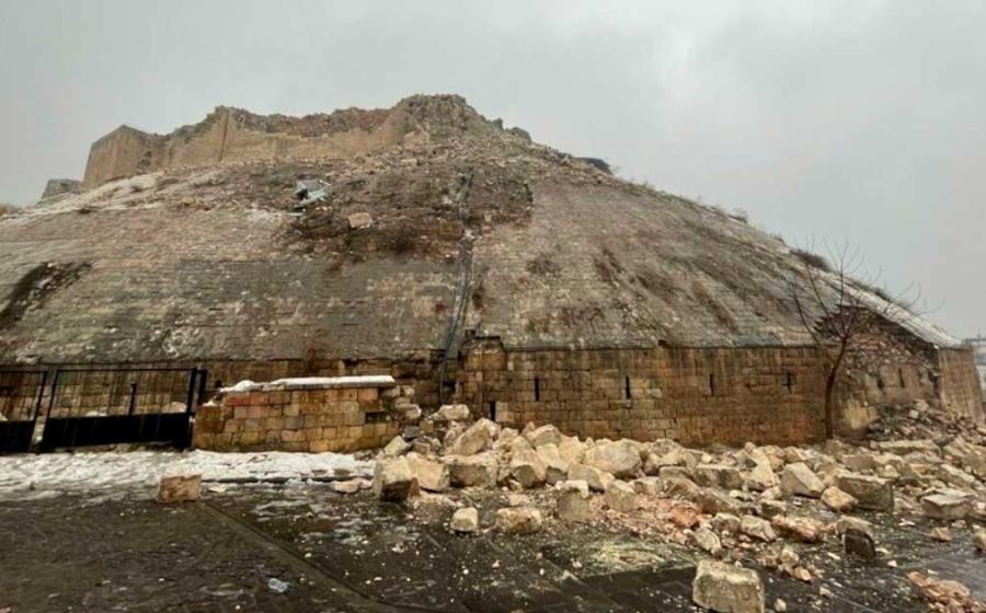 The recently destroyed walls of Gaziantep Castle. Source: DHA/ Daily Sabah