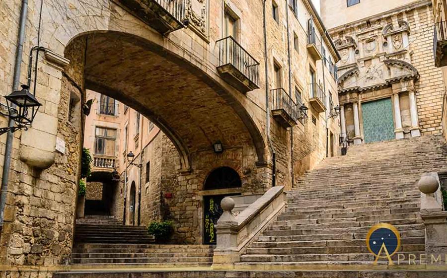Old City of Girona, Catalonia Spain ( Deyan/ Adobe Stock)