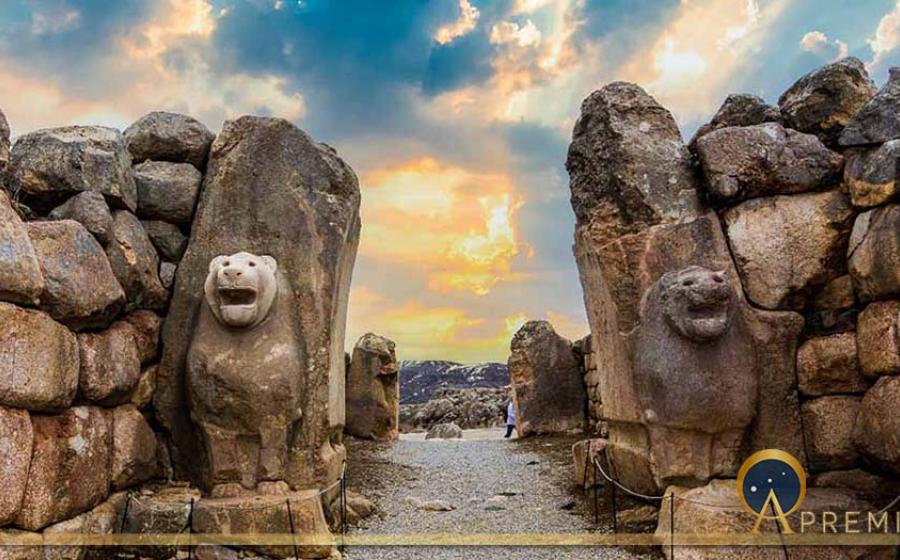 The lion gate of The Hattusa (nejdetduzen /Adobe Stock)