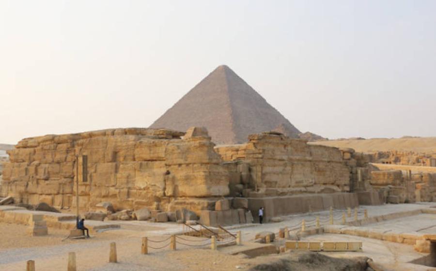 The Valley Mortuary Temple of Khafre, with pyramid of Khafre in the background.