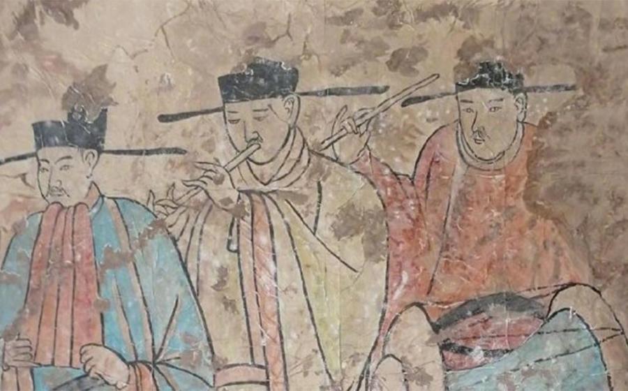 Farmers in Inner Mongolia discovered this ancient fresco depicting Khitans playing music. Source: Xinhua