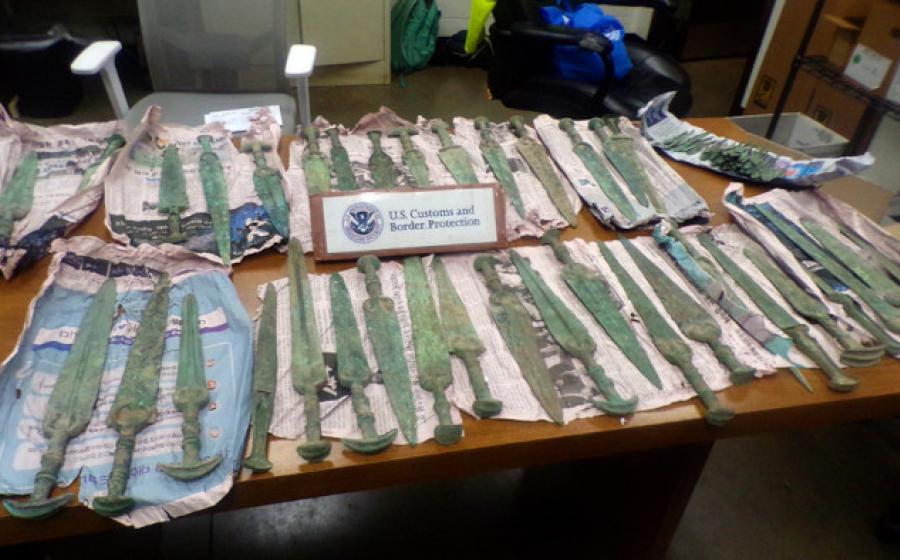 Huge selection of looted Bronze Age swords seized by US Border Security
