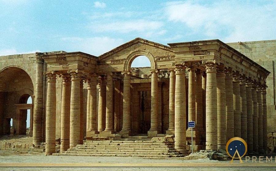 Facade of Temple (CC BY-SA 3.0)