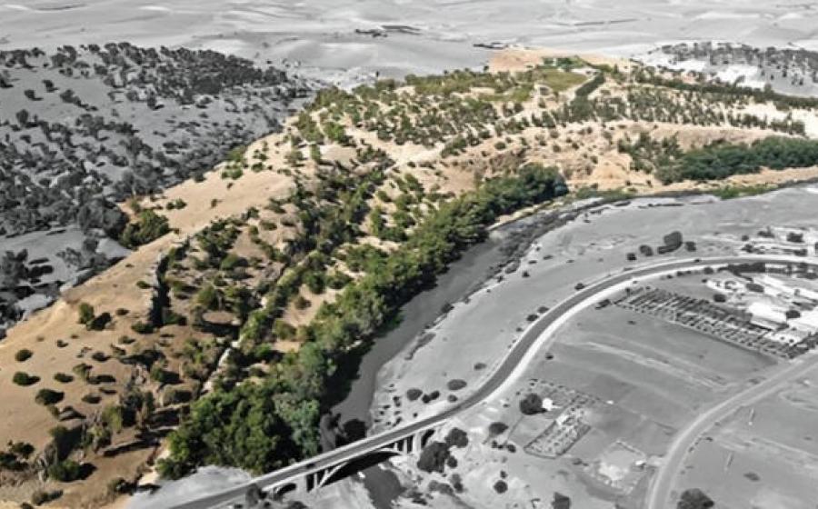 Aerial photograph of the Oued Beht ridge and river, highlighted in color.