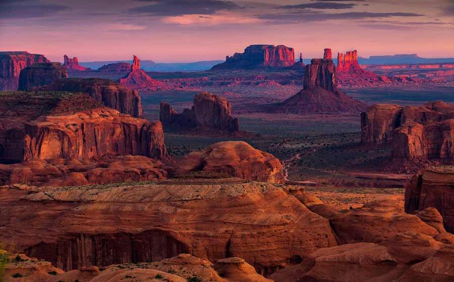 Hunts Mesa in the Navajo National Monument, which has three well-preserved Ancestral Puebloan people's cliff dwellings.     Source: Bill45 / Adobe Stock