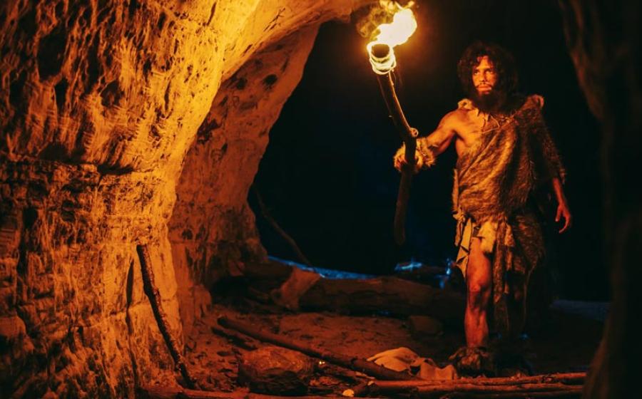 Neanderthal hunting birds in a cave at night. The latest study, using role play, has shown that Neanderthals were likely also nocturnal hunters, which is a completely new aspect for our ancient cousins.		Source: Gorodenkoff / Adobe Stock