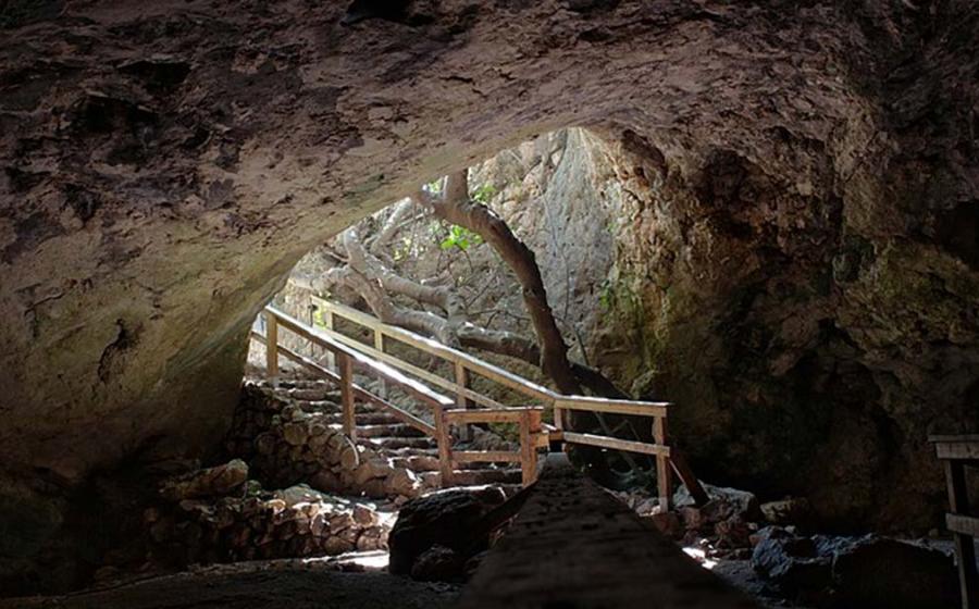 Entrance to Te’omim Cave, or Twins cave, near Jerusalem which has produced evidence of a necromancy cult. Source: Yair Aronshtam/CC BY-SA 2.0